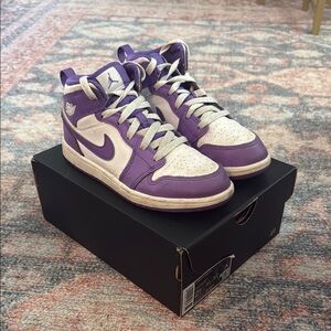 Nike Kids Sneakers Purple and White